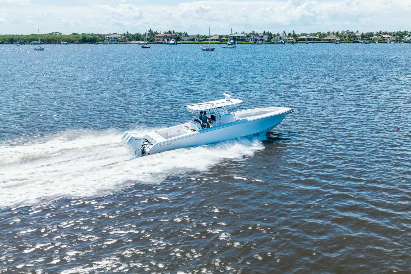 2024 Bahama 41 — photo 15