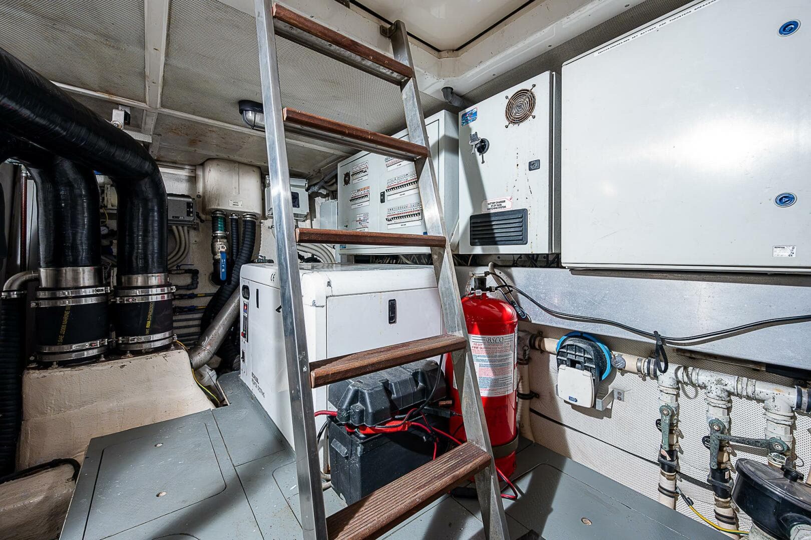 2009 Aicon 64 — photo 91