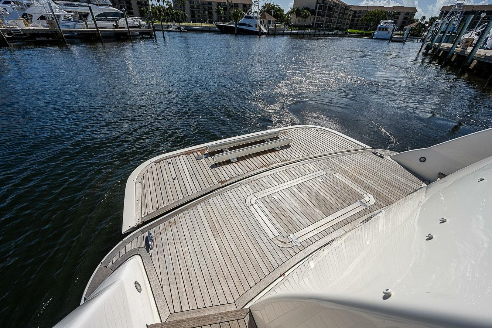 2009 Aicon 64 — photo 104