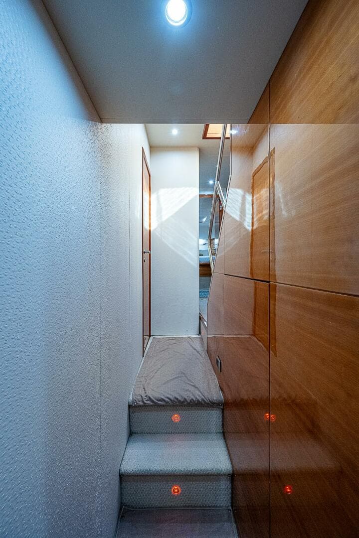 2009 Aicon 64 — photo 73