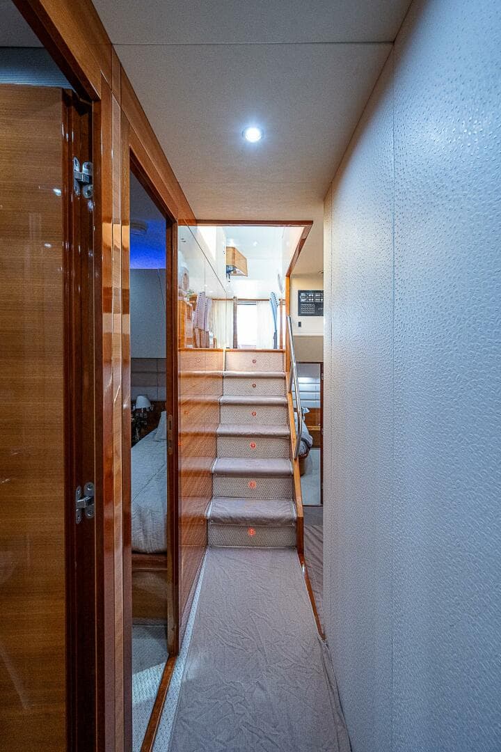 2009 Aicon 64 — photo 53