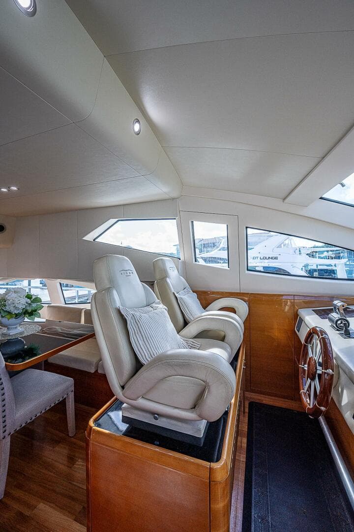 2009 Aicon 64 — photo 45