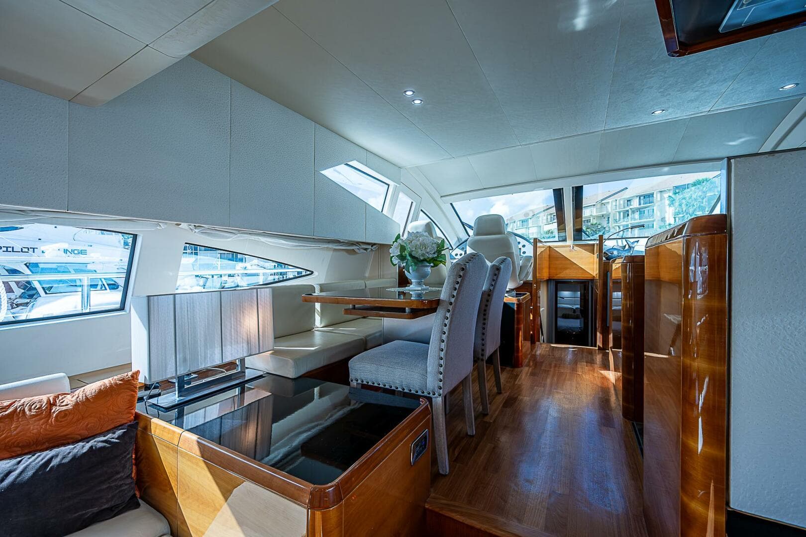 2009 Aicon 64 — photo 30