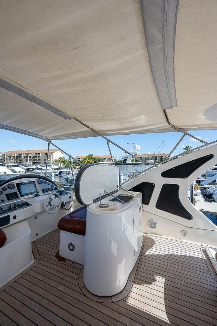 2009 Aicon 64 — photo 79