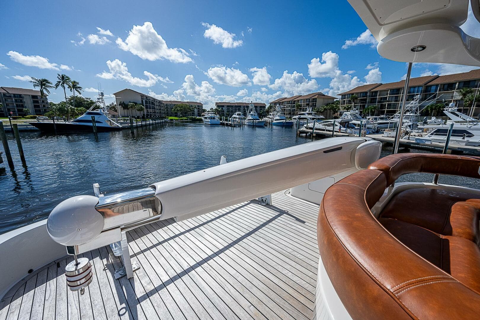 2009 Aicon 64 — photo 75