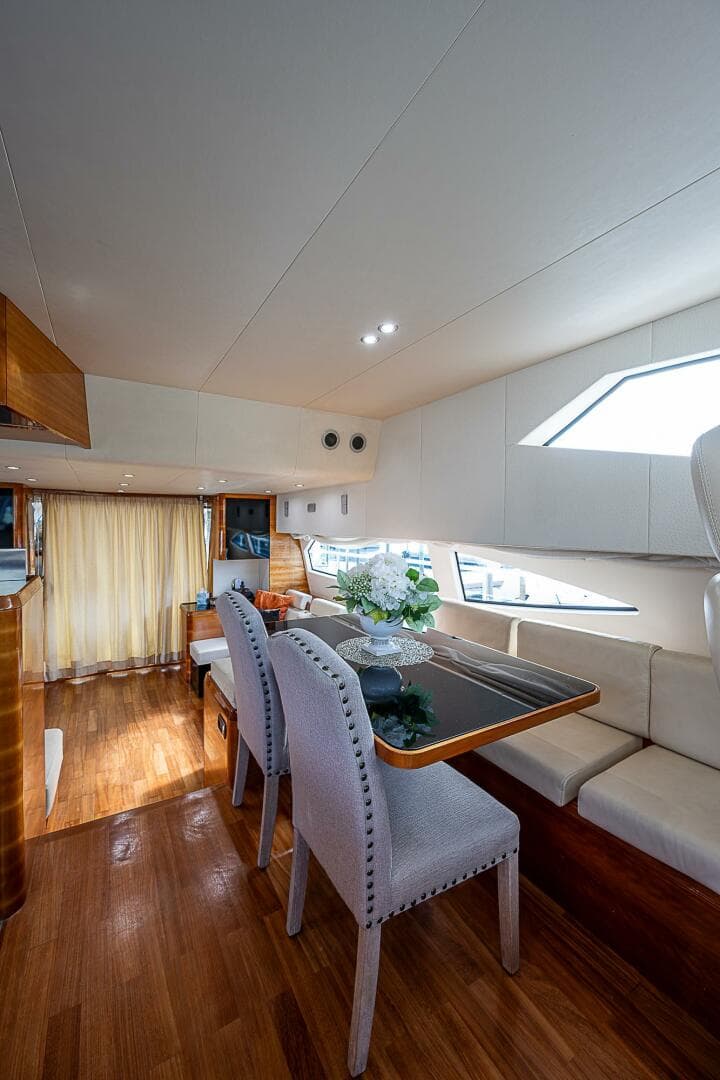 2009 Aicon 64 — photo 31