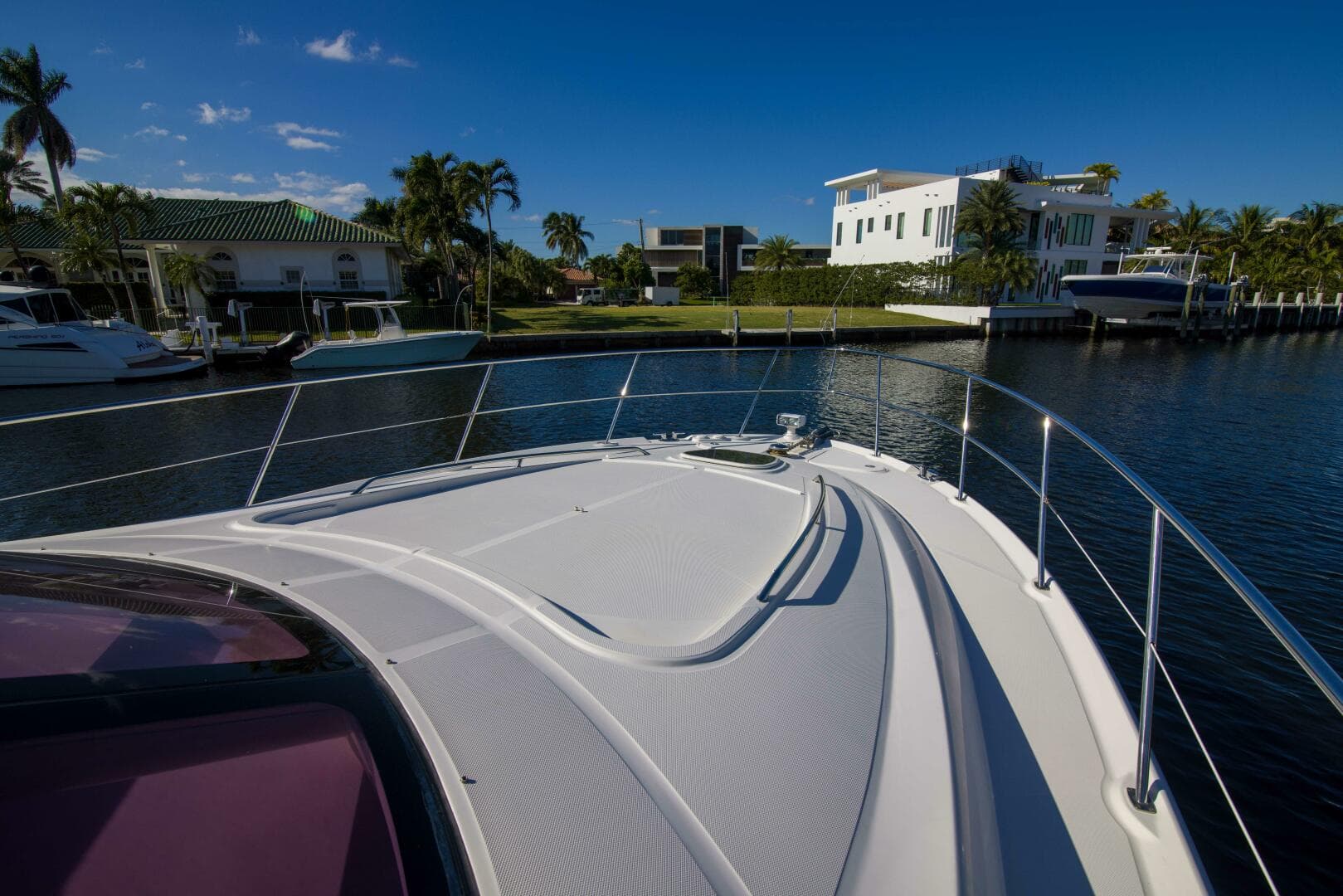 2013 Sea Ray 520 Sedan Bridge — photo 46