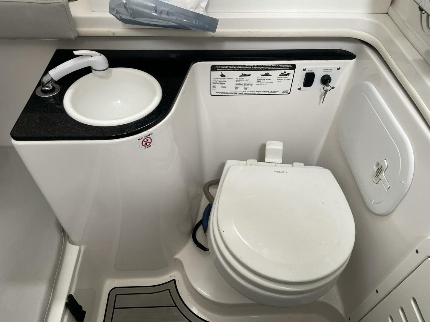 2019 Sea Fox 328 Commander — photo 81