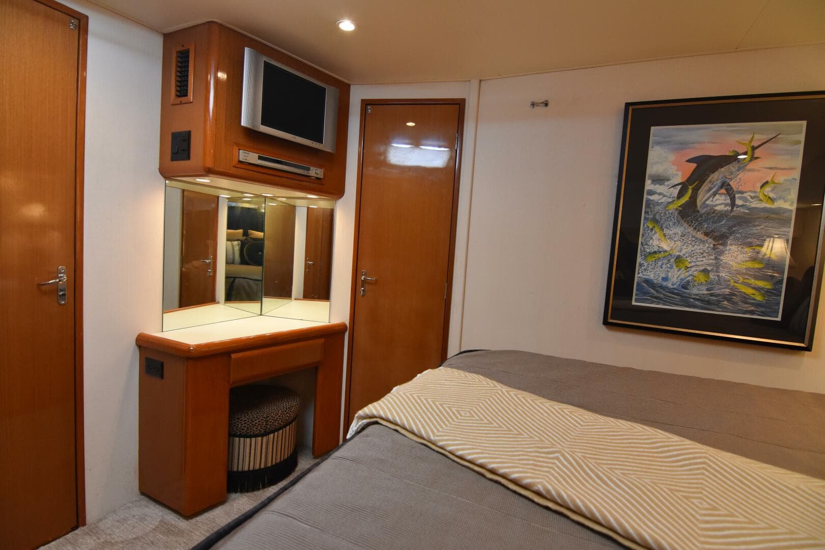 1999 Viking 58 Convertible — photo 23