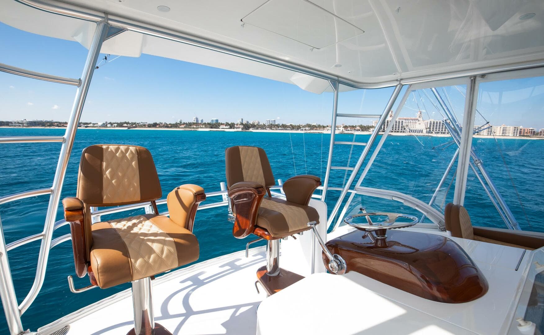 2018 Viking 48 Convertible — photo 17