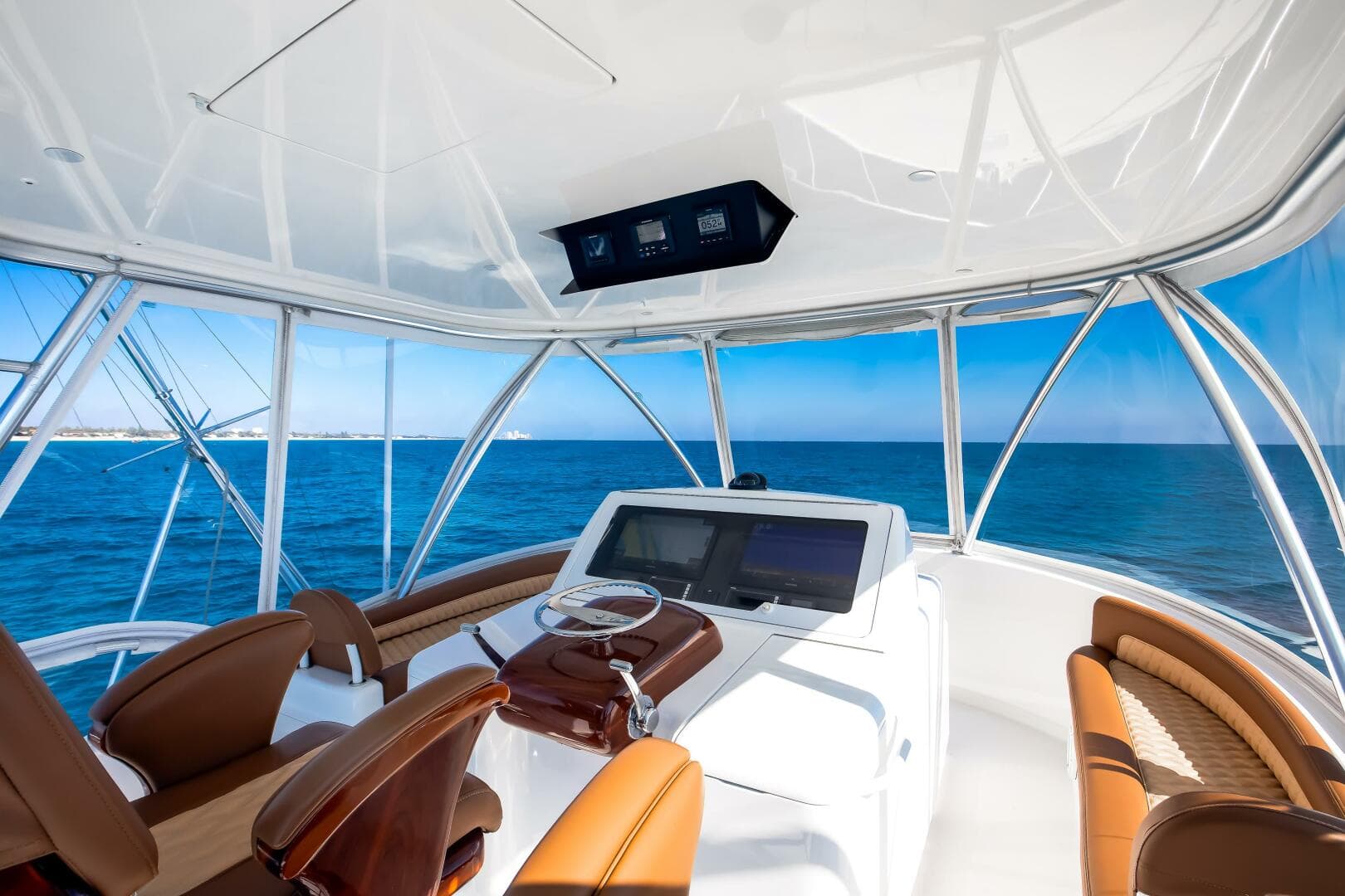 2018 Viking 48 Convertible — photo 19