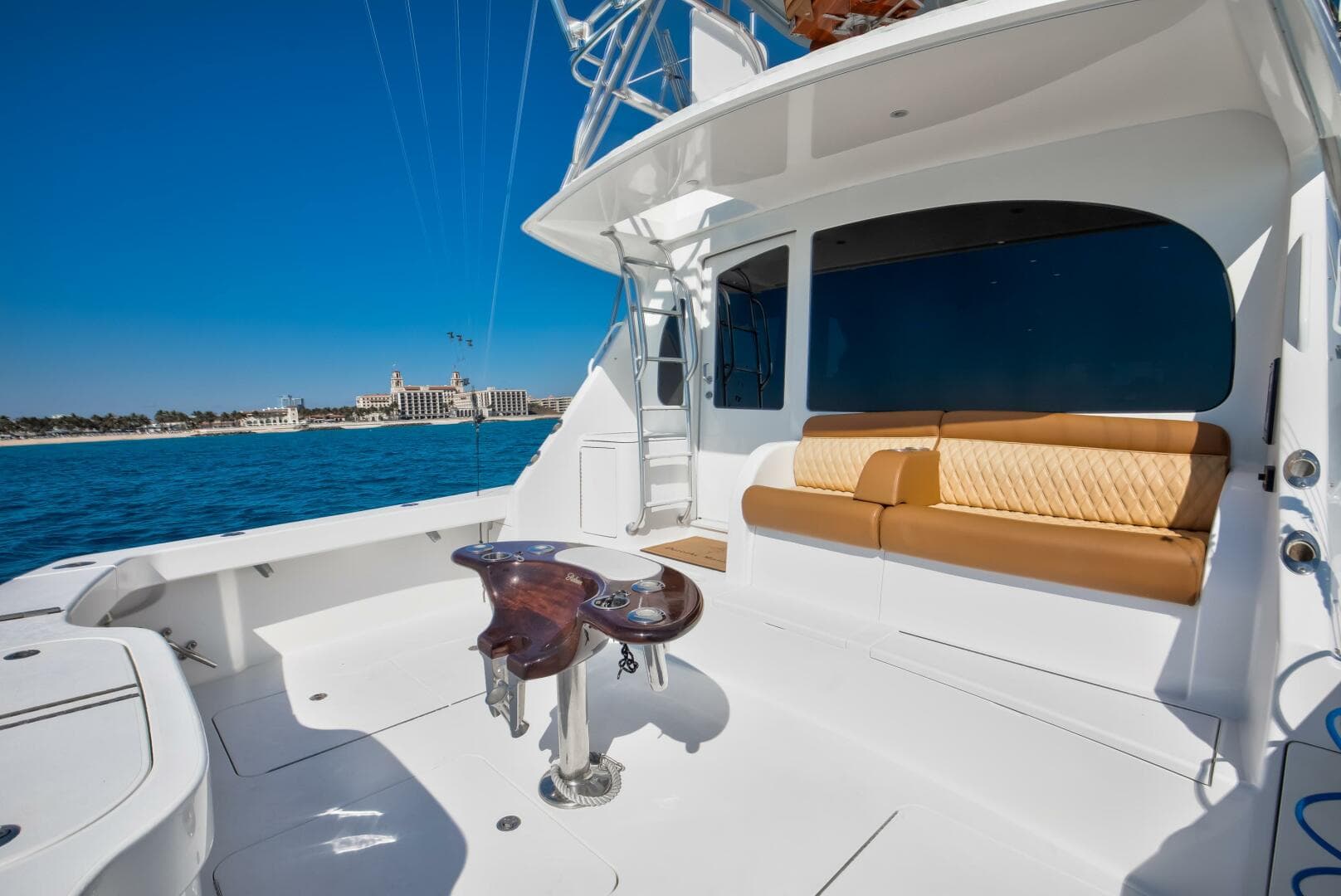 2018 Viking 48 Convertible — photo 32