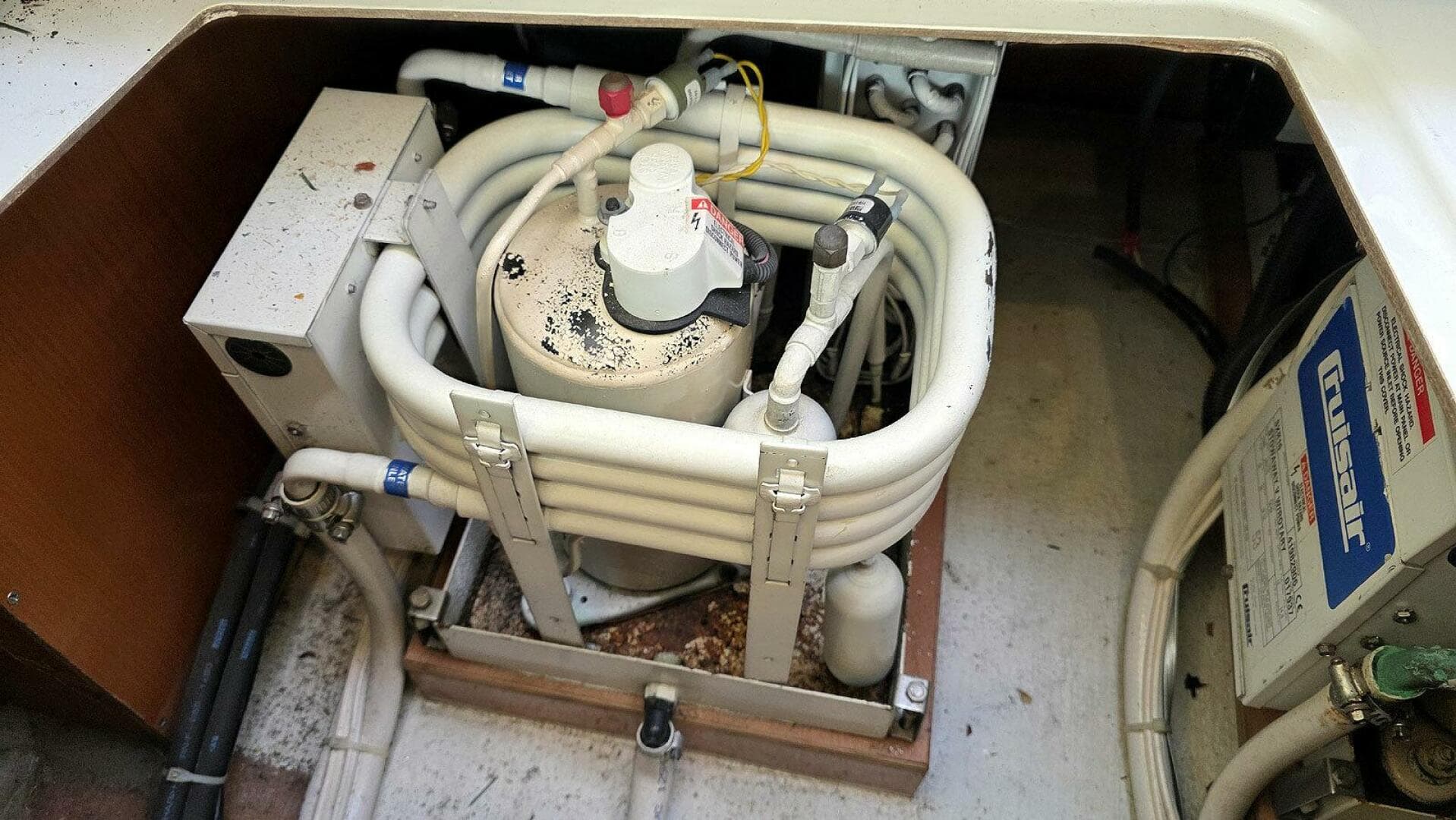 2004 Lagoon 2 Sr — photo 46