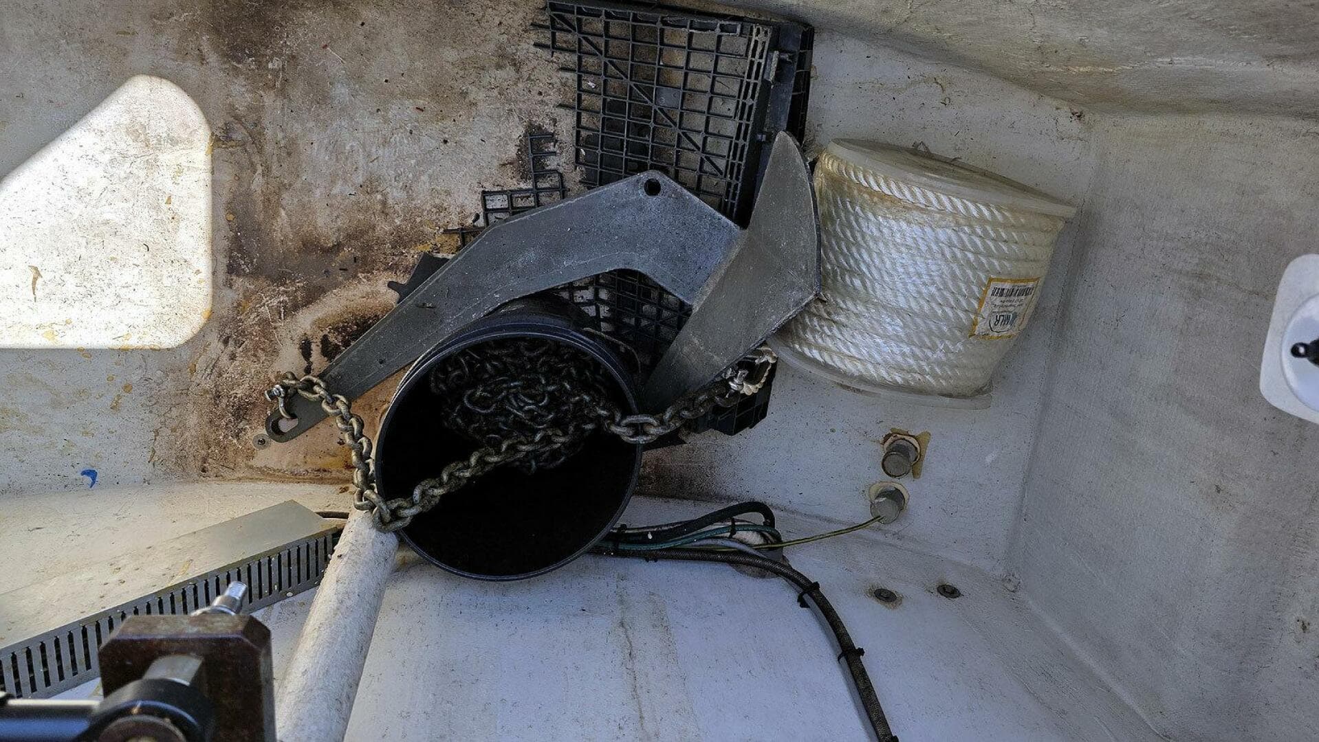 2004 Lagoon 2 Sr — photo 76