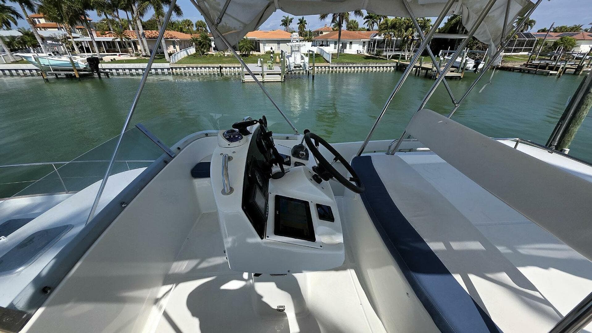 2004 Lagoon 2 Sr — photo 38