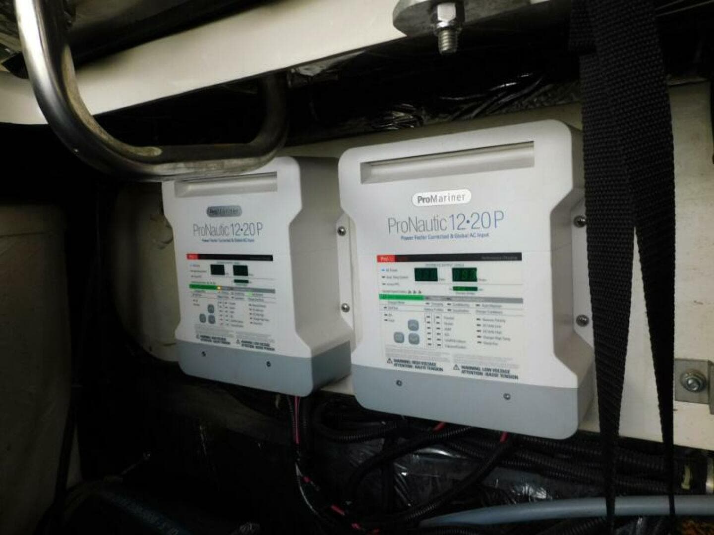 1995 Tiara Yachts 3500 Express — photo 32