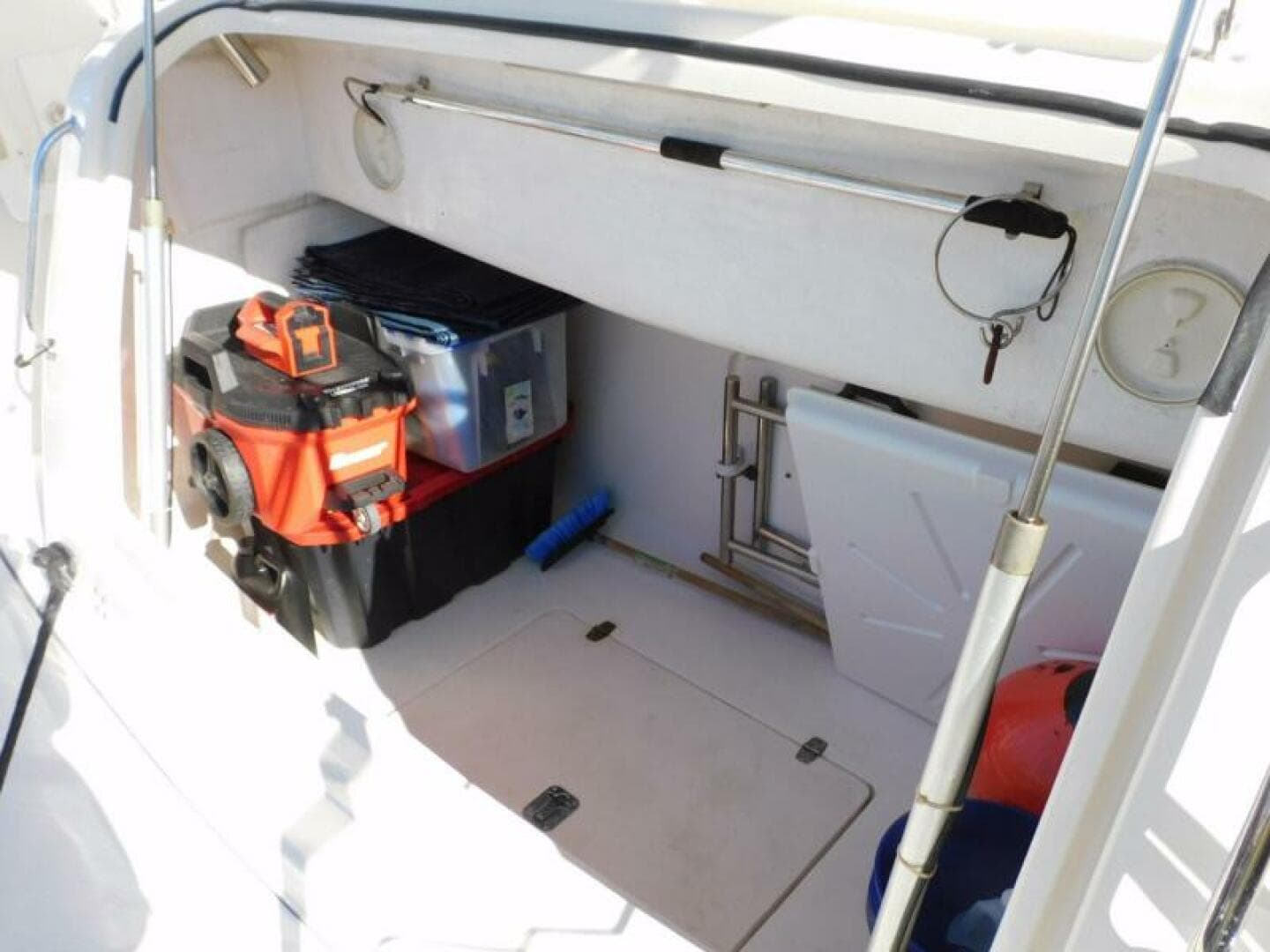 1995 Tiara Yachts 3500 Express — photo 34