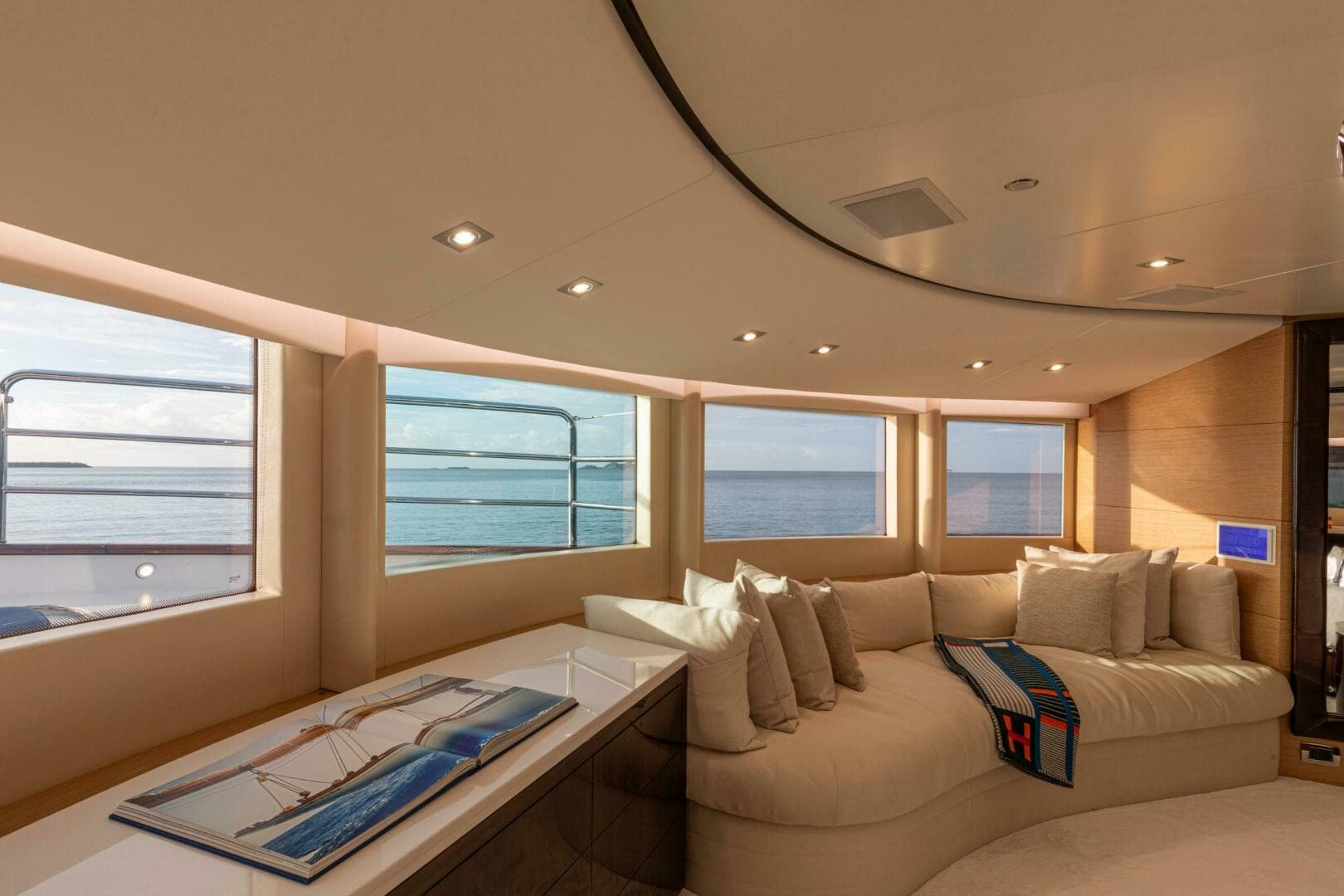 2011 Benetti Vision 145 — photo 11