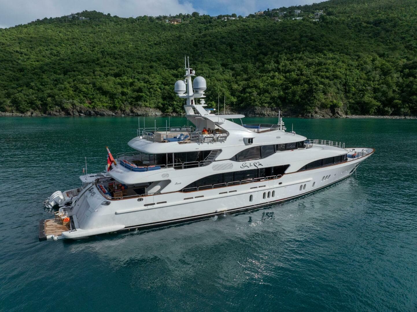 2011 Benetti Vision 145 — photo 2