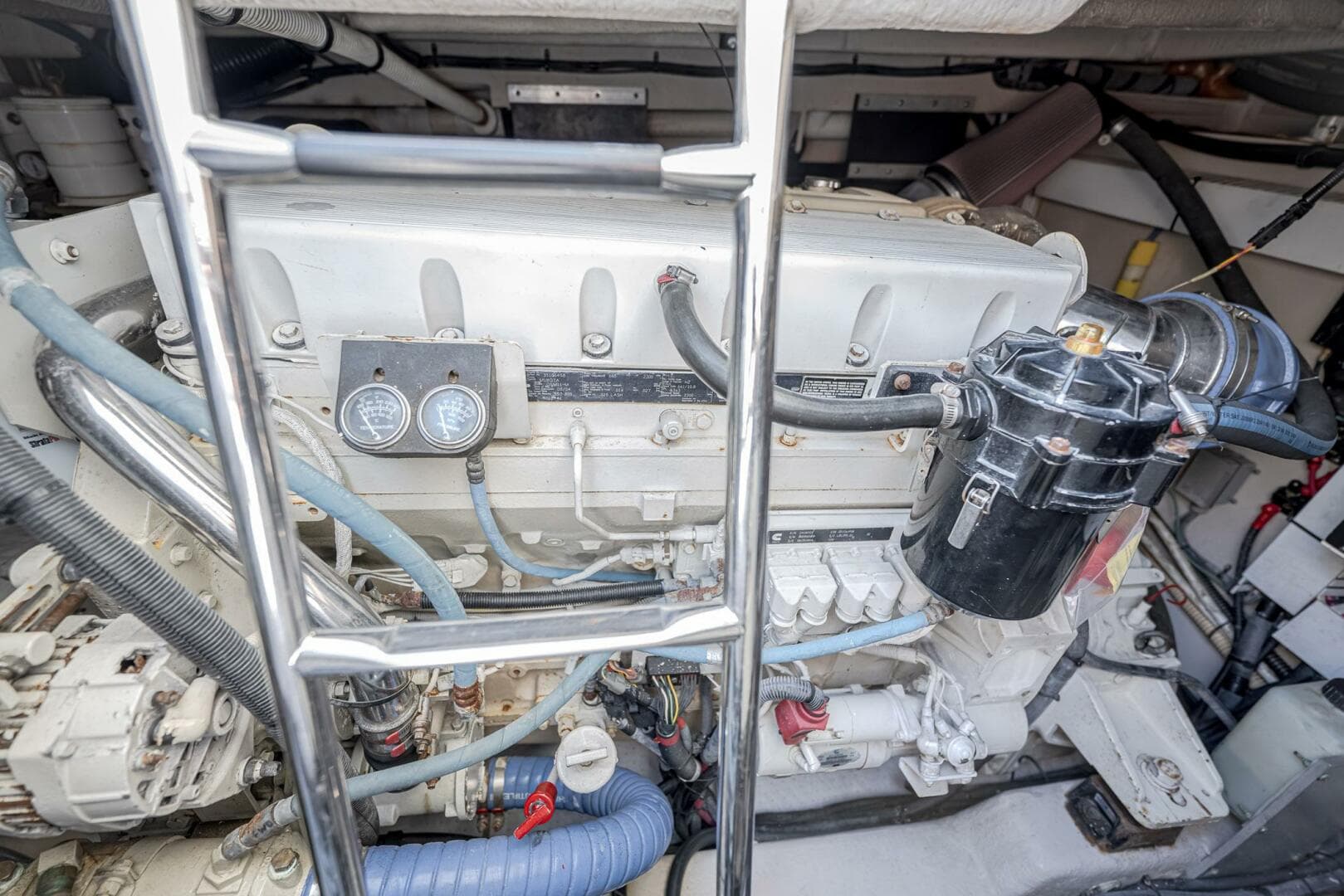 2005 Sea Ray 500 Sundancer — photo 48