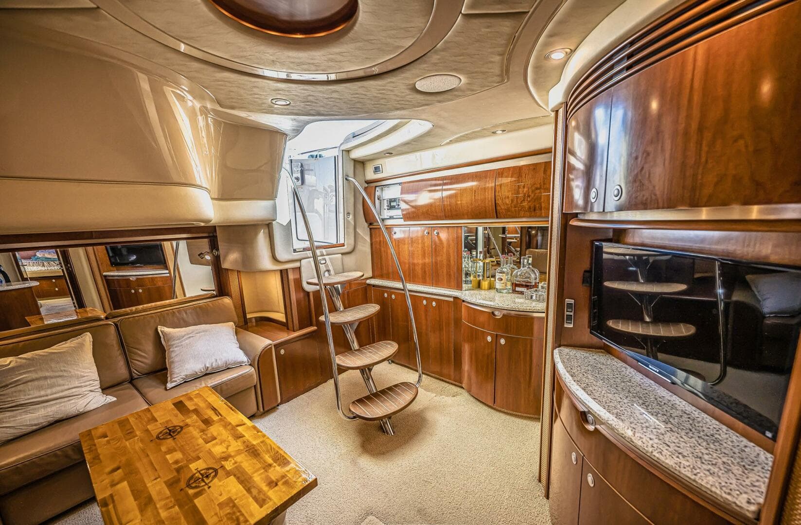 2005 Sea Ray 500 Sundancer — photo 24