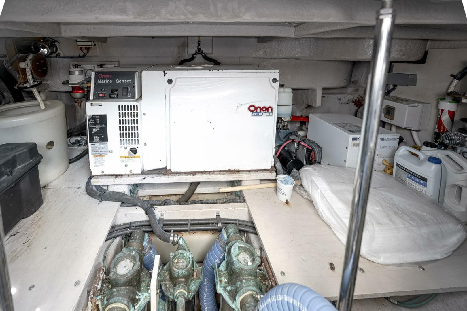 2005 Sea Ray 500 Sundancer — photo 52