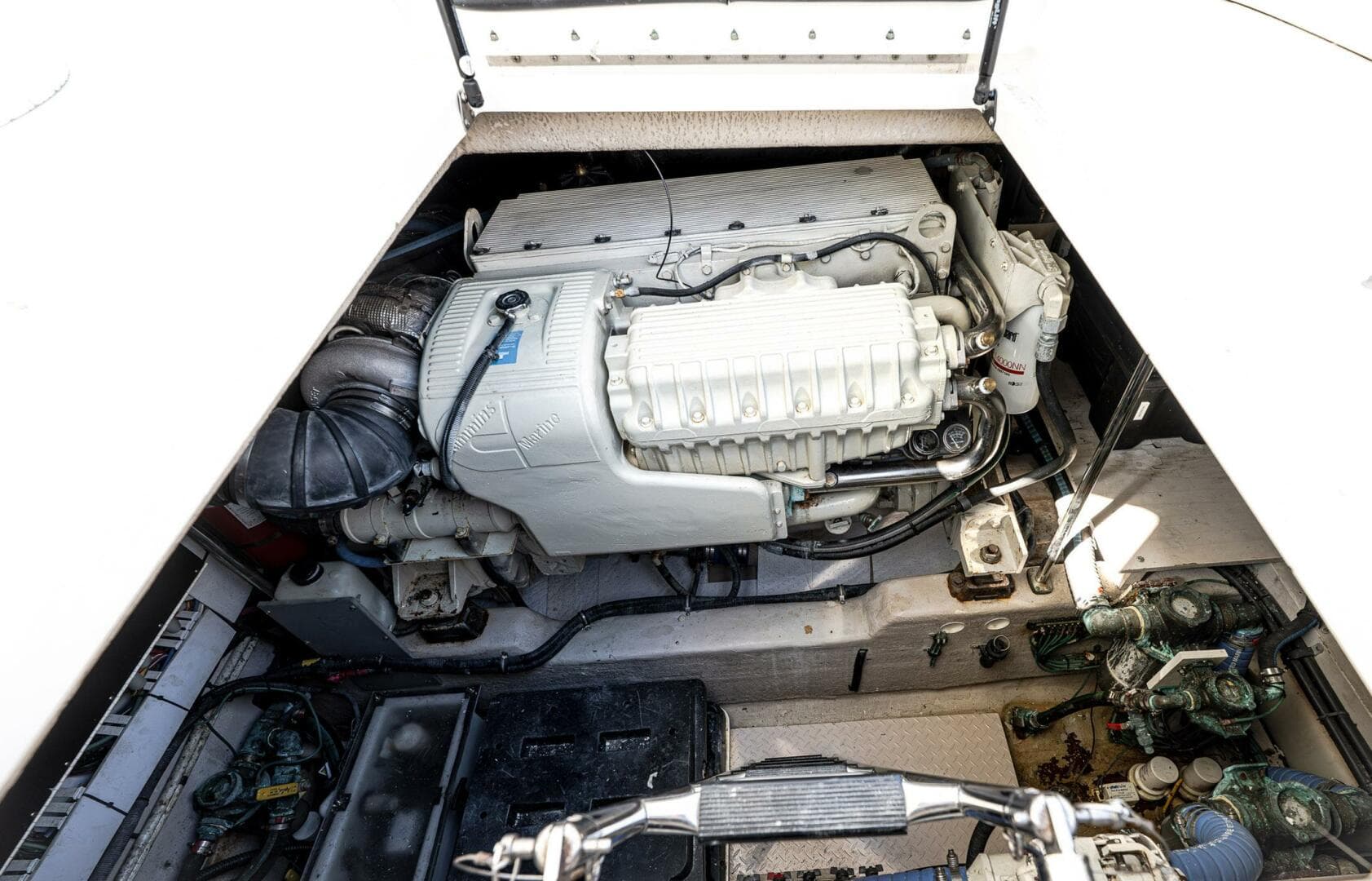 2005 Sea Ray 500 Sundancer — photo 47