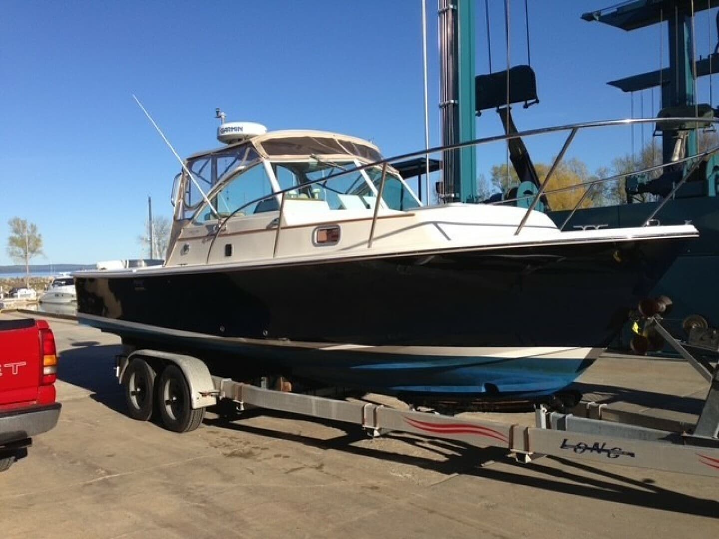 2005 Hunt Yachts Surfhunter 25