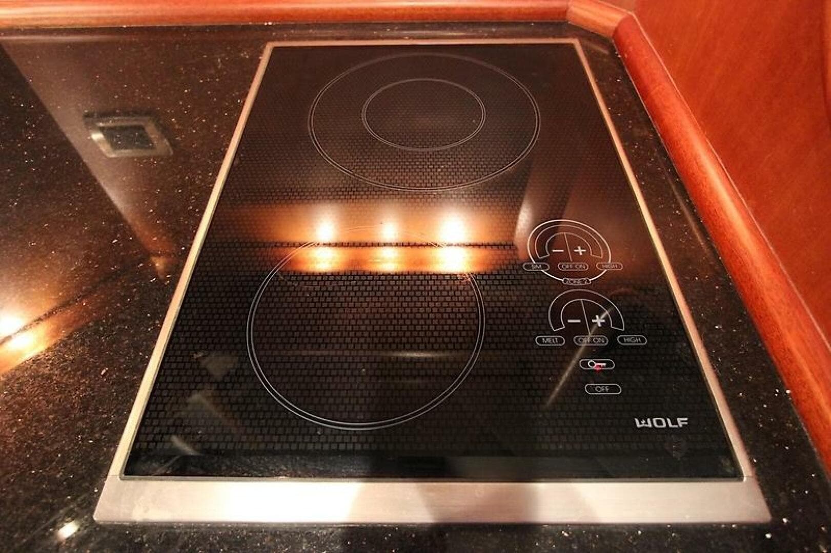 2006 Huckins 56 Linwood — photo 32