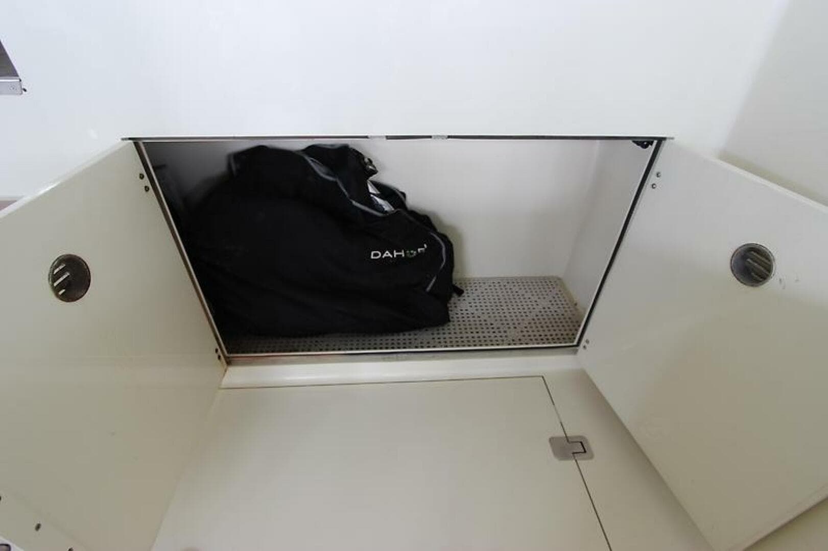 2006 Huckins 56 Linwood — photo 62