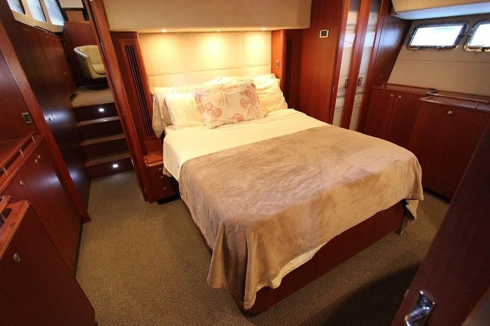 2006 Huckins 56 Linwood — photo 36