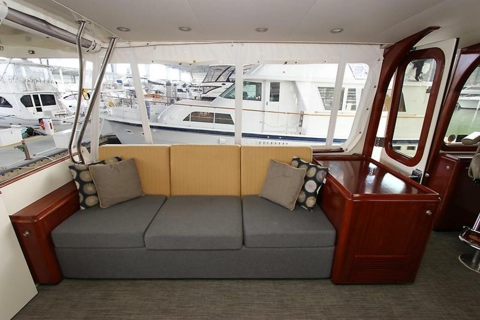 2006 Huckins 56 Linwood — photo 19