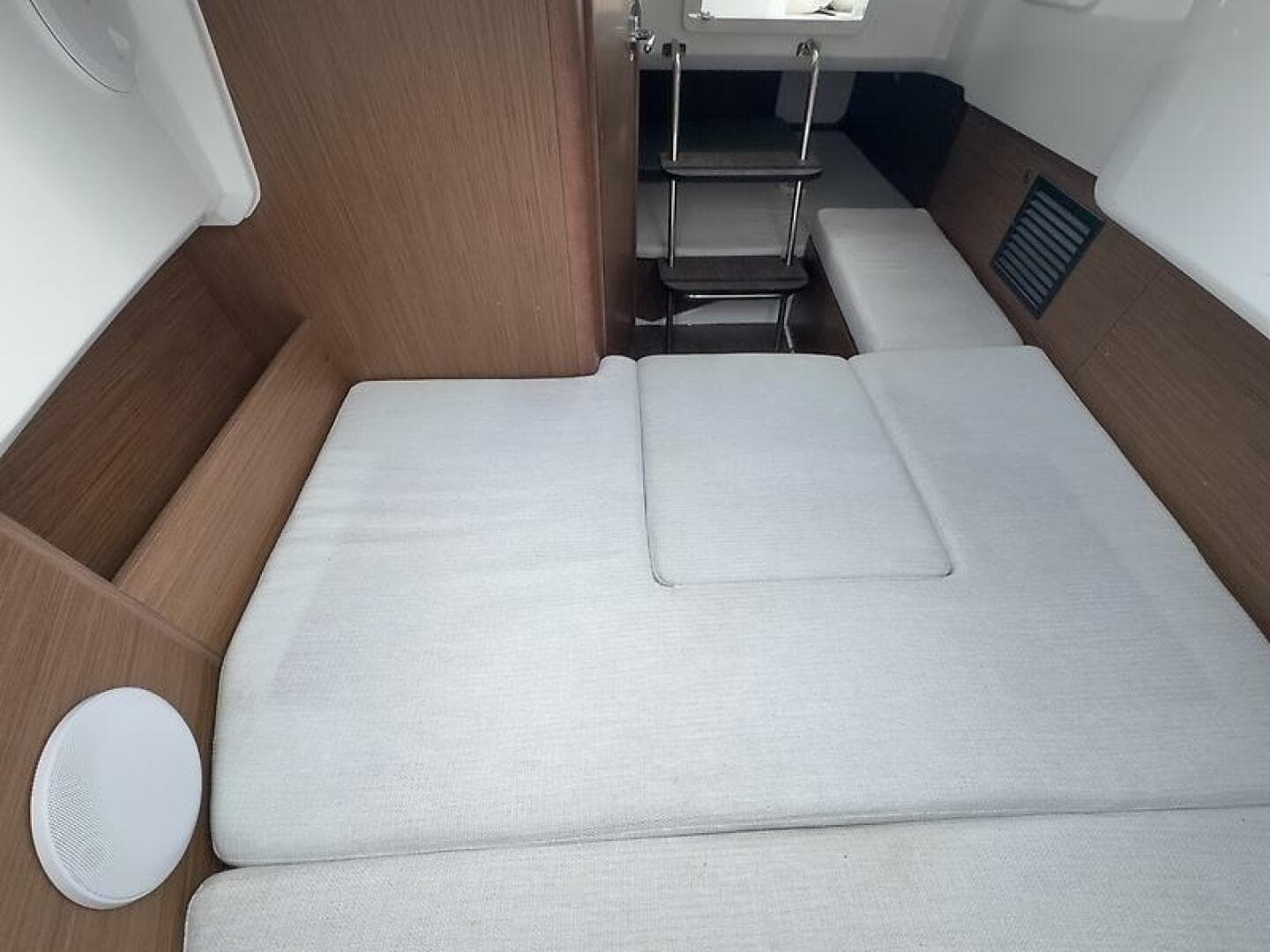 2023 Jeanneau 9.0 CC — photo 30