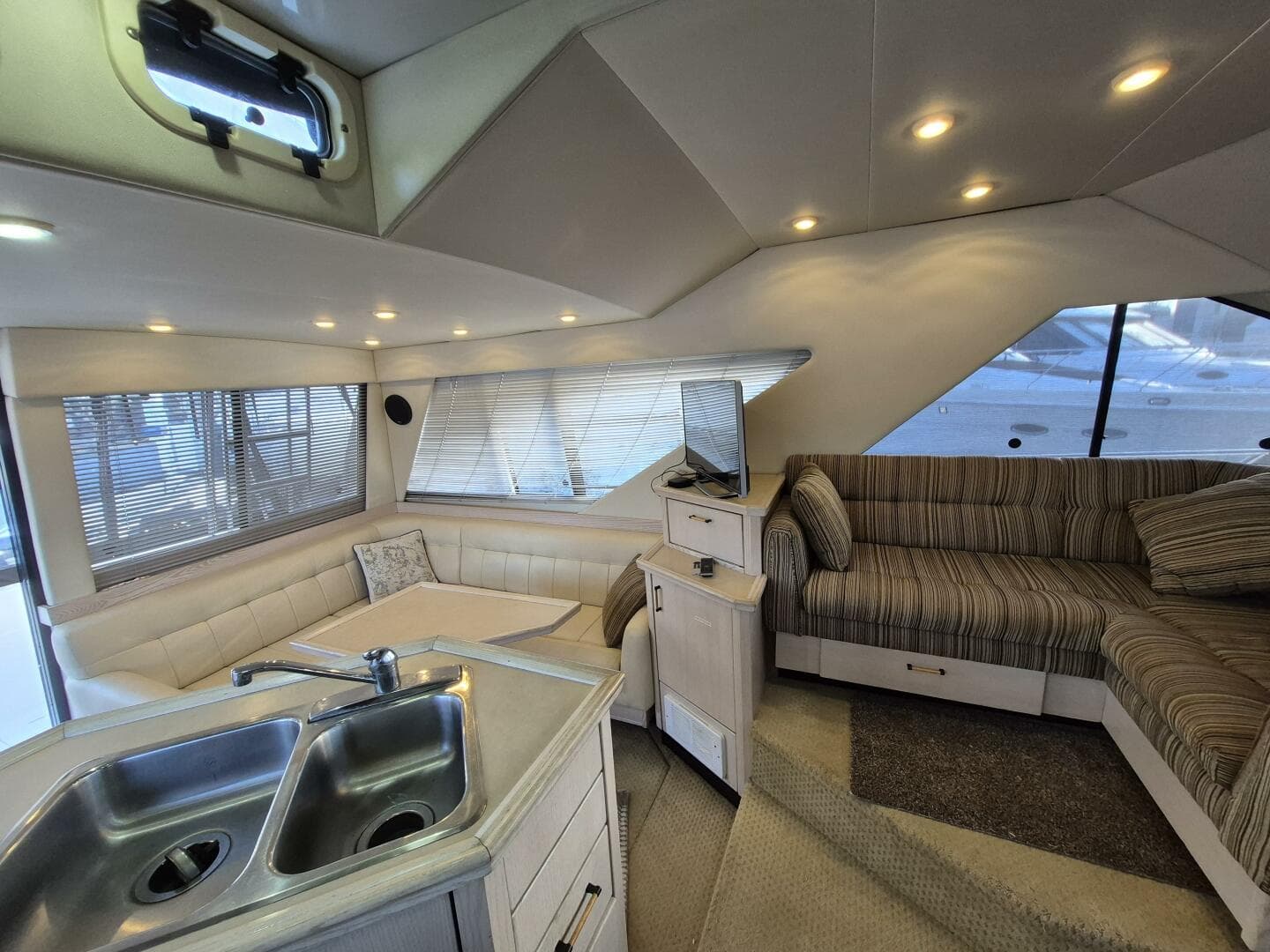 1996 Bayliner — photo 9