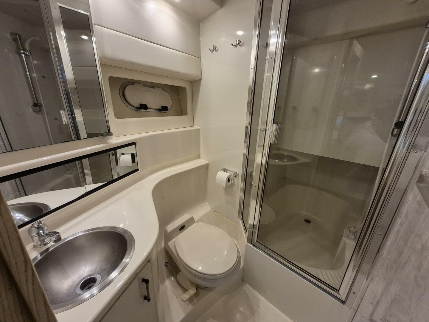 1996 Bayliner — photo 16