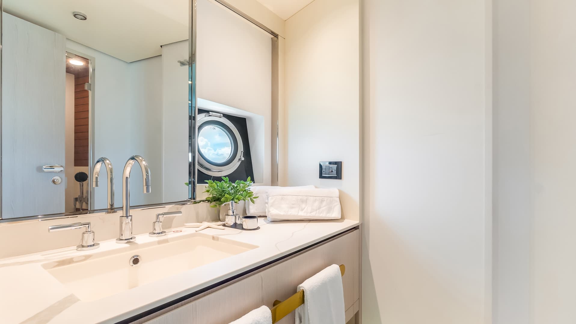 2025 Azimut 78 Fly — photo 44