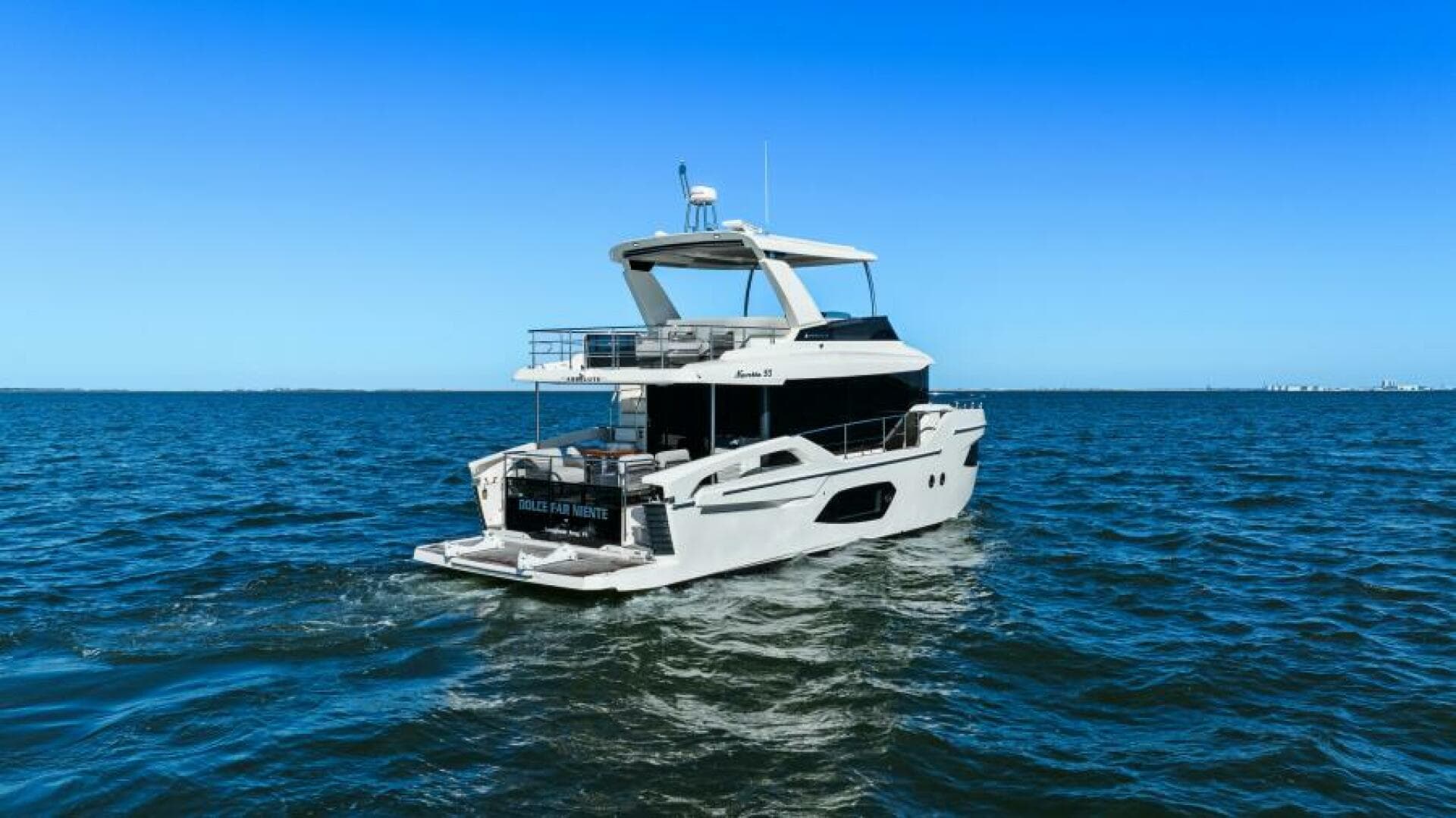 2025 Absolute 53 Navetta — photo 53