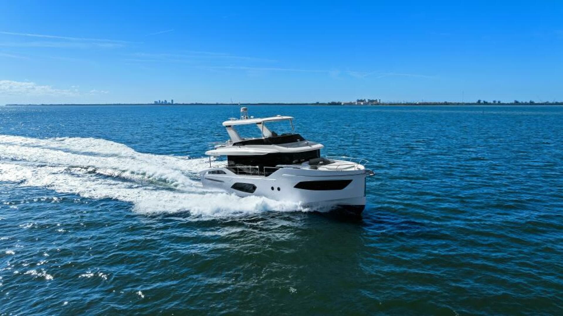 2025 Absolute 53 Navetta — photo 65