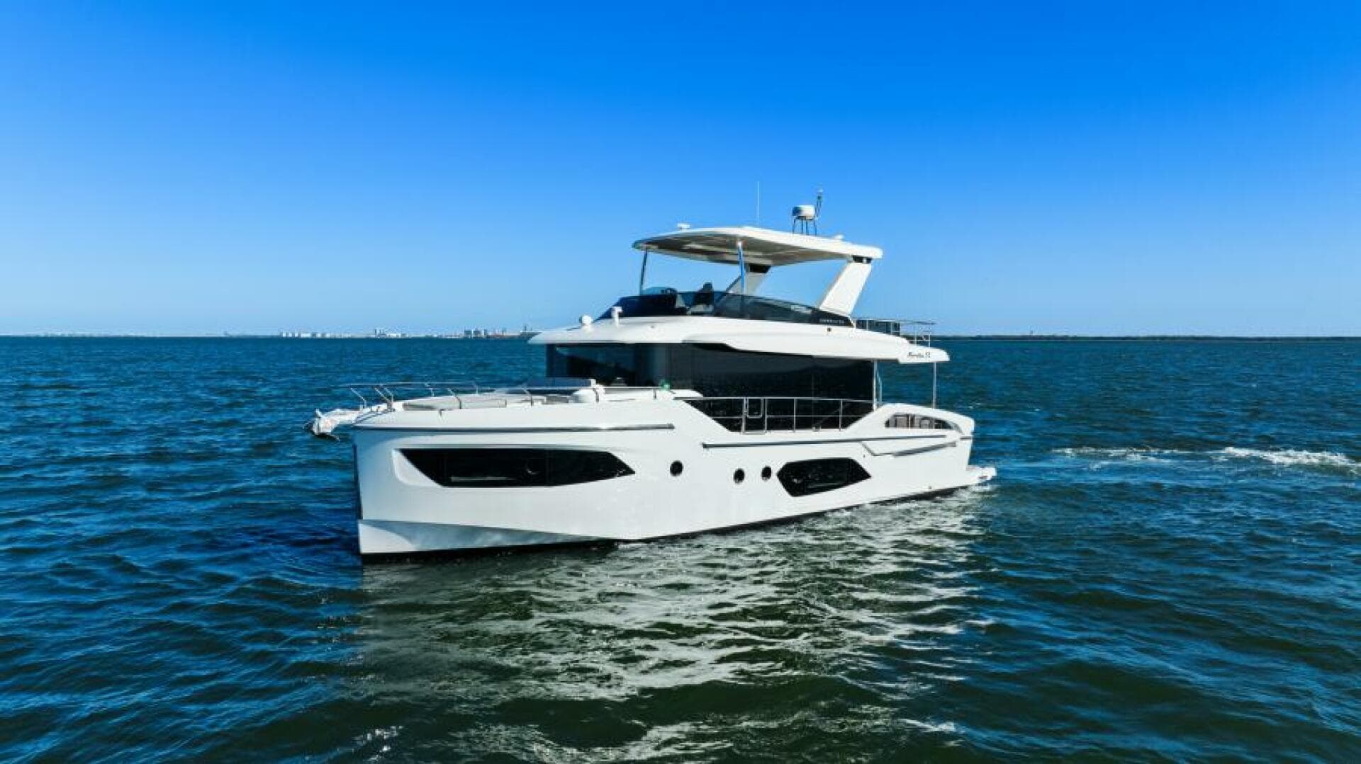 2025 Absolute 53 Navetta — photo 54