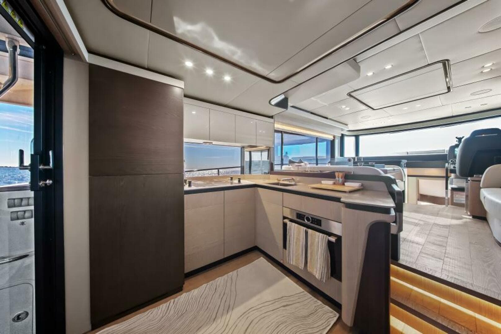 2025 Absolute 53 Navetta — photo 10