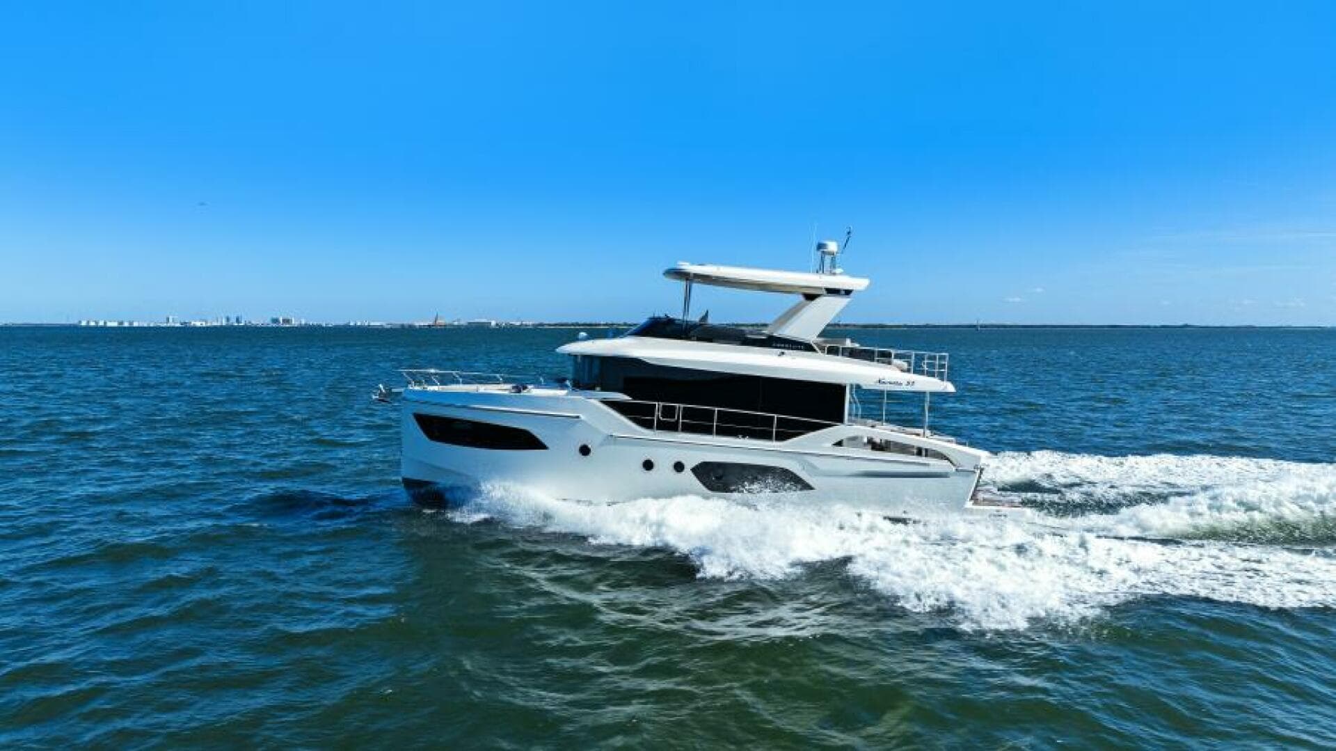 2025 Absolute 53 Navetta — photo 59