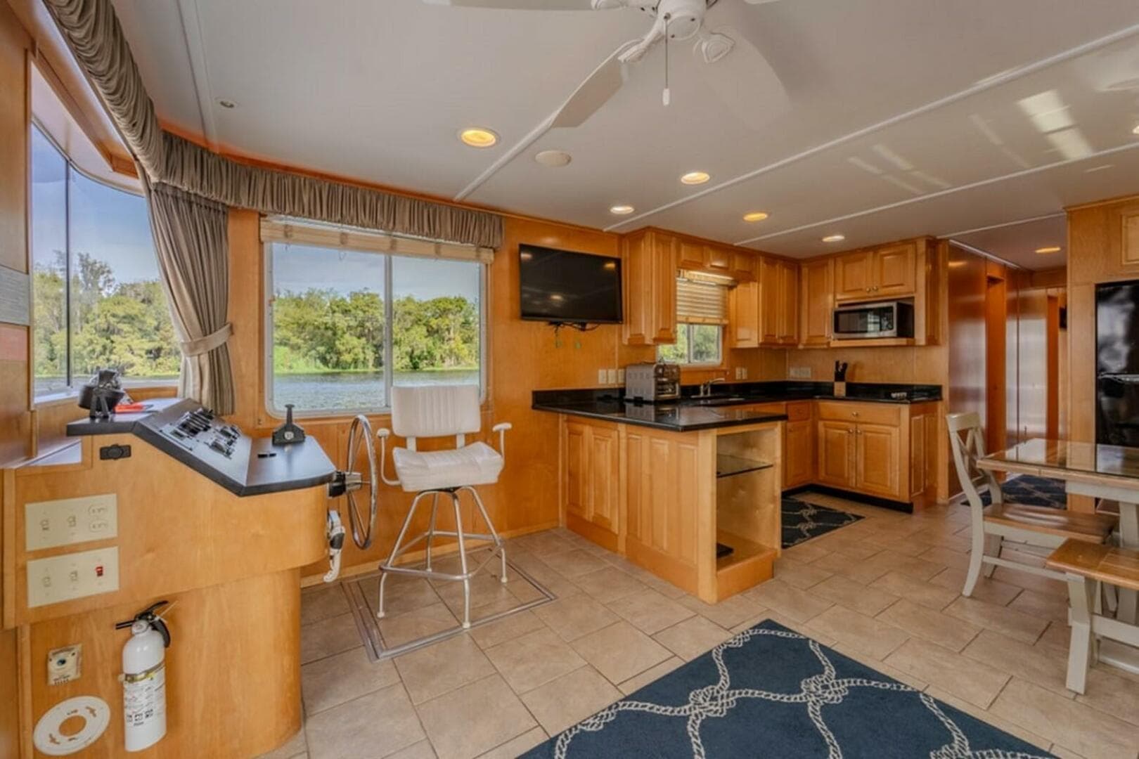 2014 Sunstar 55 — photo 3