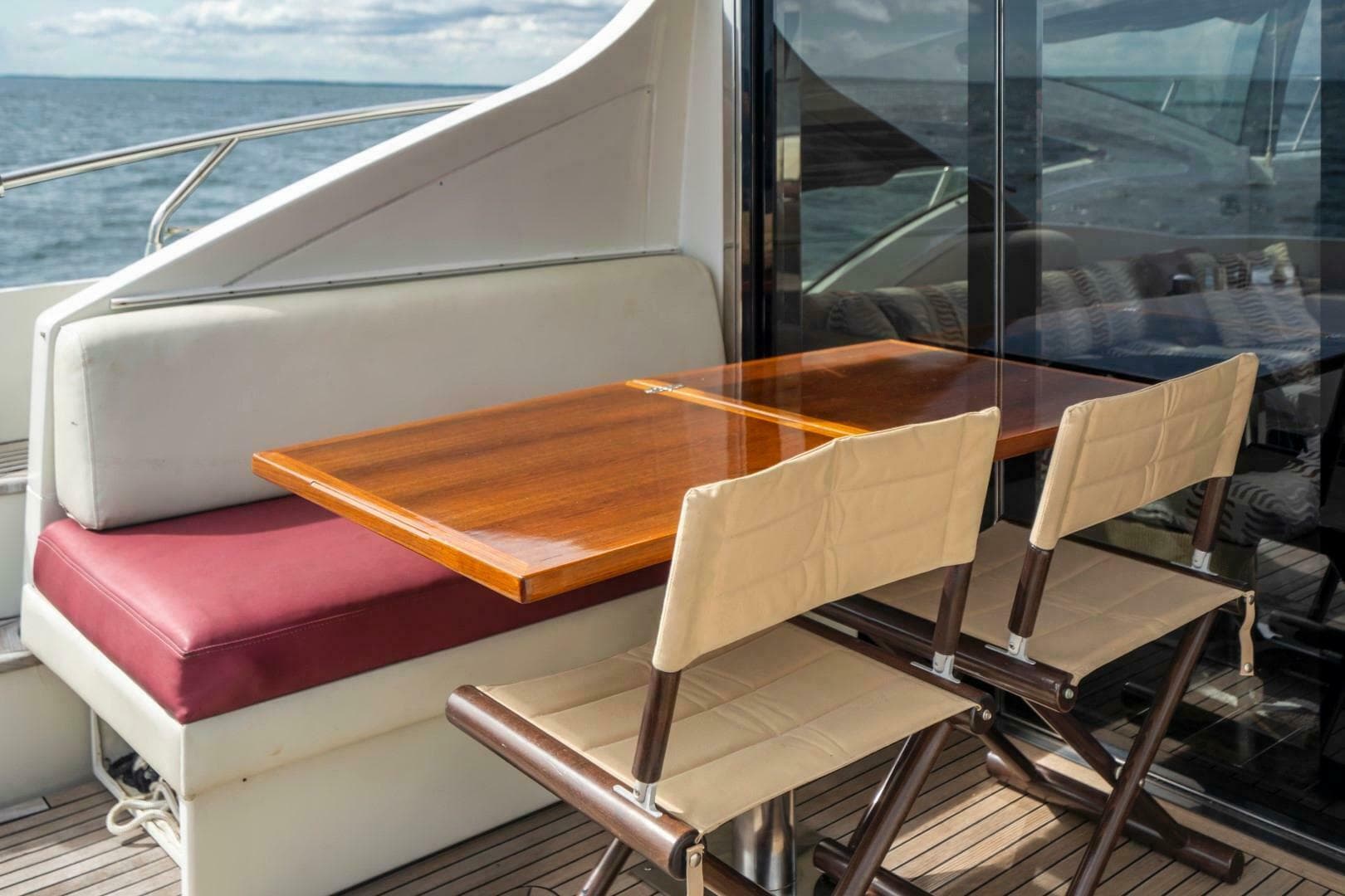 2007 Azimut 68S — photo 11