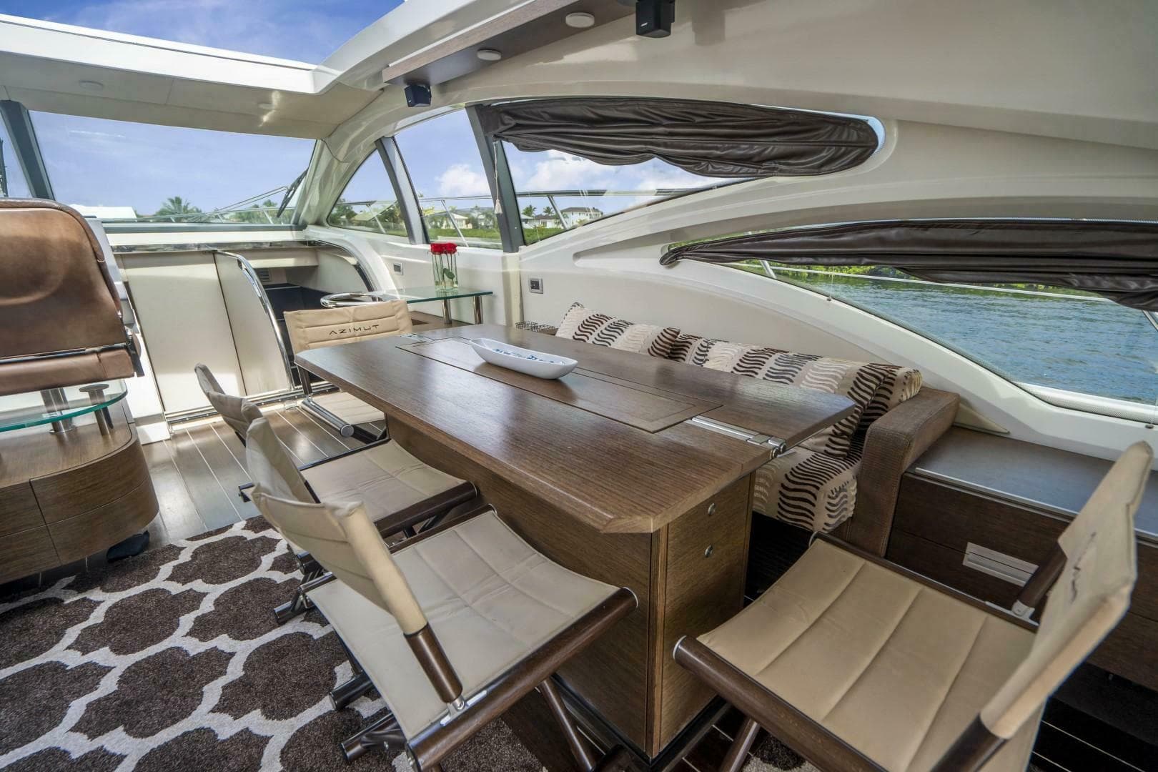 2007 Azimut 68S — photo 21
