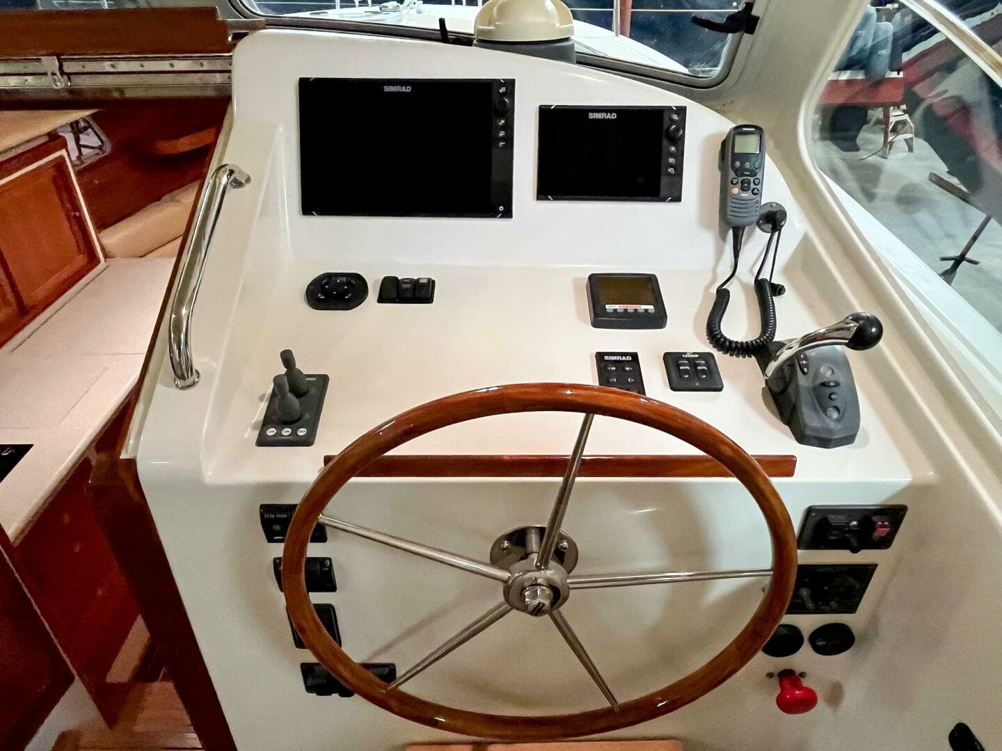 2009 Mjm 34Z Downeast — photo 14