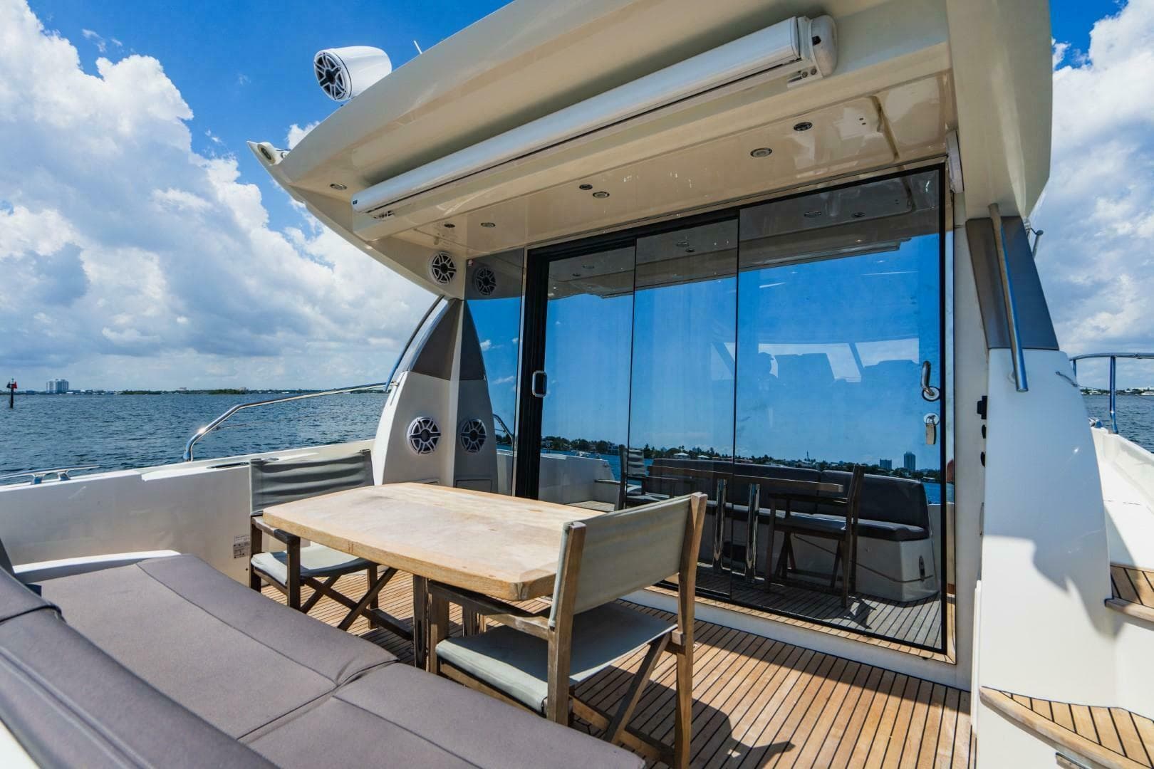 2018 Prestige 500S — photo 12