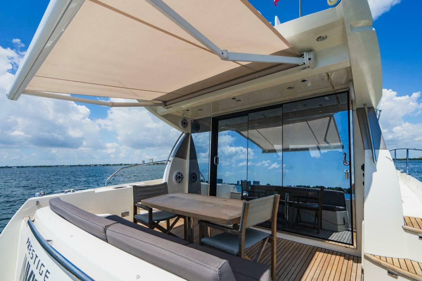 2018 Prestige 500S — photo 16