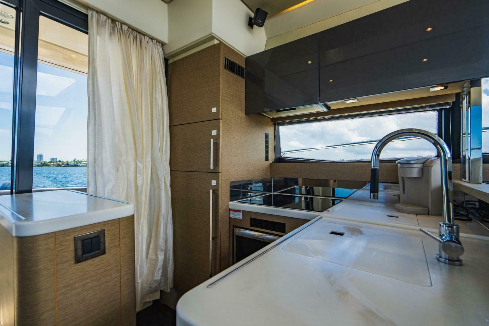 2018 Prestige 500S — photo 31