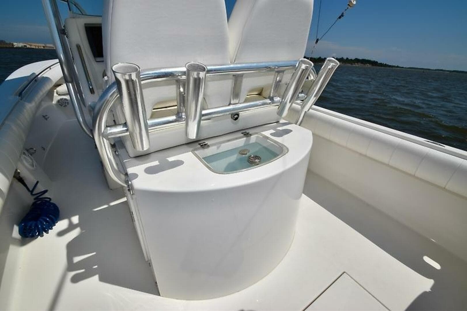 2013 Regulator 28 FS W/seakeeper Ride — photo 21