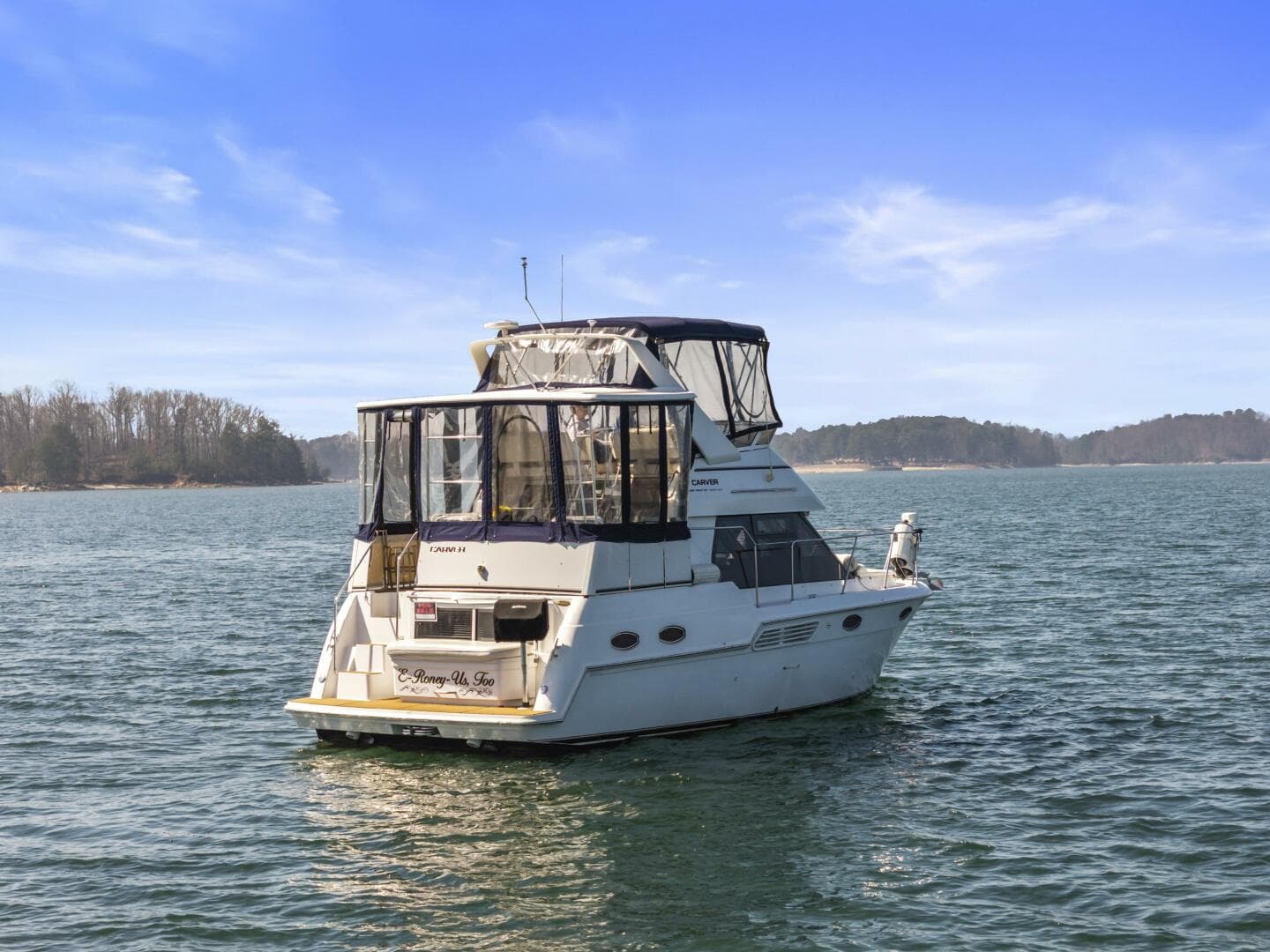 2000 Carver 326 Aft Cabin — photo 2